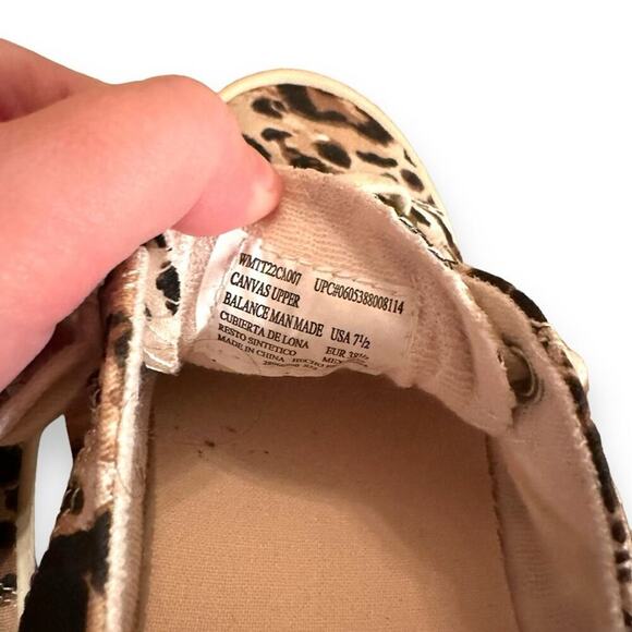 Time & Tru Leopard Print Scrunch Back Slip On Memory Foam‎ Sneakers Sz 7.5 - Picture 9 of 10